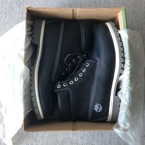 Timberland Men’s Black Leather Boots *NEW*